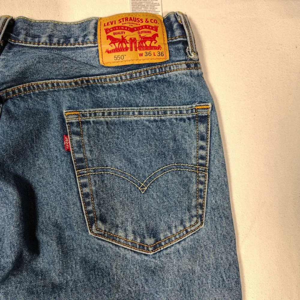 Levis 550 Jeans Mens Size 36x36 Medium Wash Relaxed Baggy Fit Denim Cotton 90s